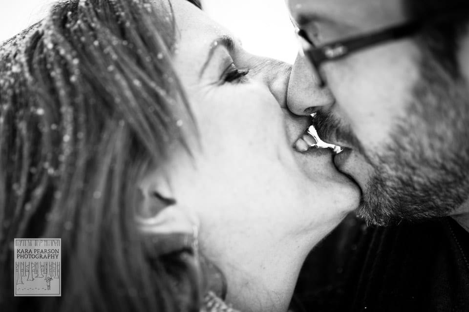 Denver couple kissing