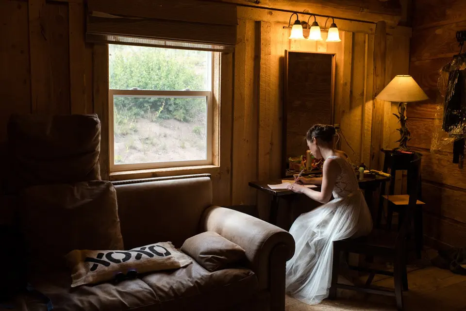bride_writing_vows