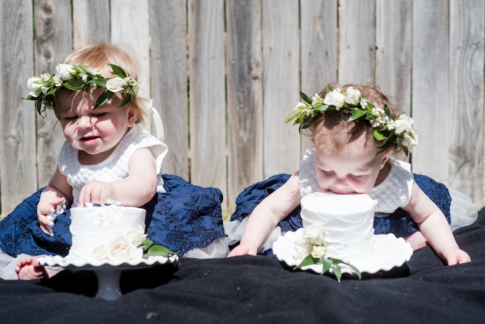 twin girls smash cake