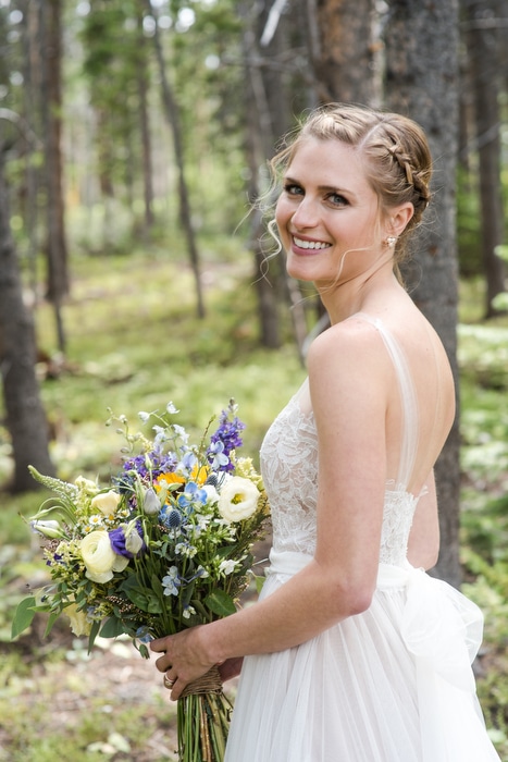 bridal portraits in woods