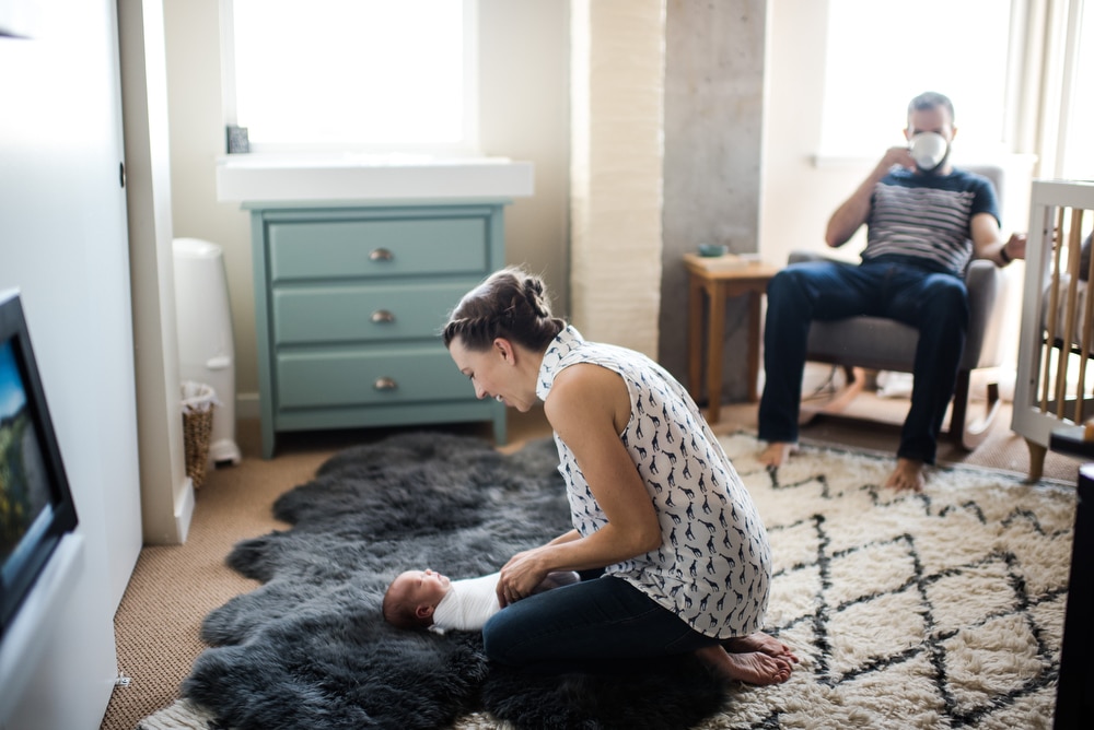 lifestyle newborn portraits