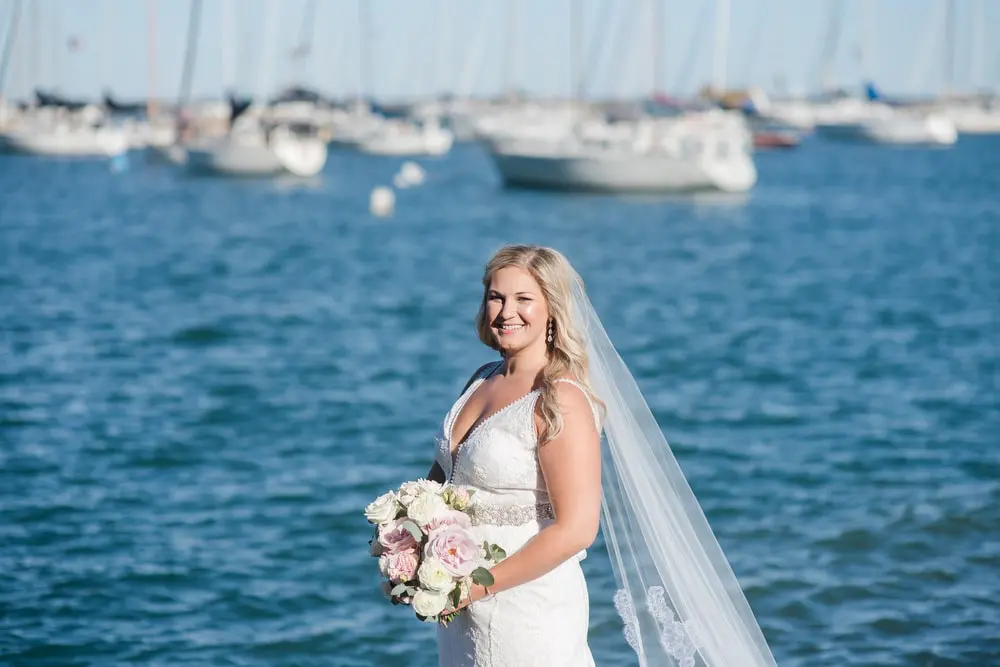 Chicago Bridal Portrait on Lake Michigan