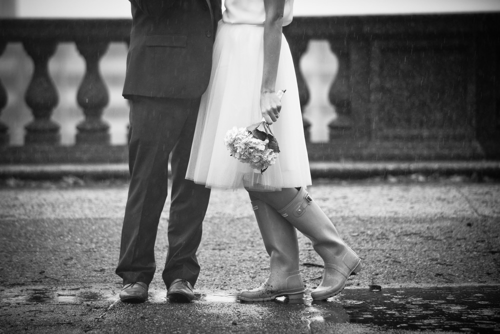 rainy elopement photography