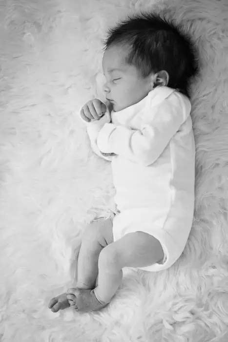 lifestyle newborn photography denver