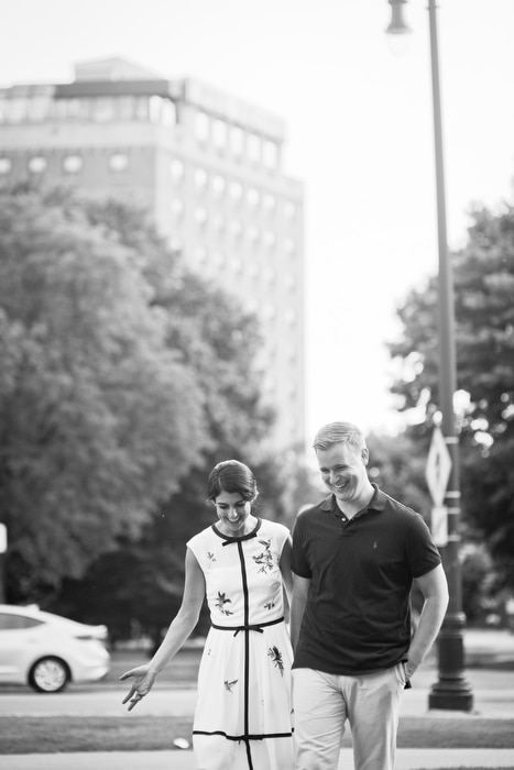 candid engagement portraits in lincoln park