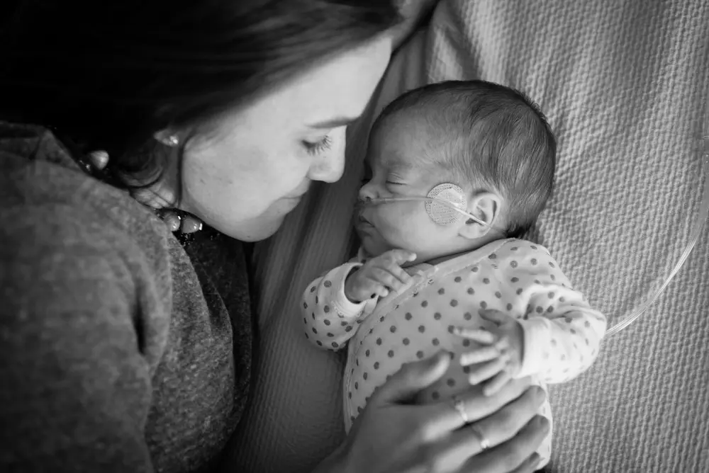 baby portraits with cannulas