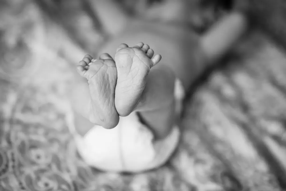newborn baby feet
